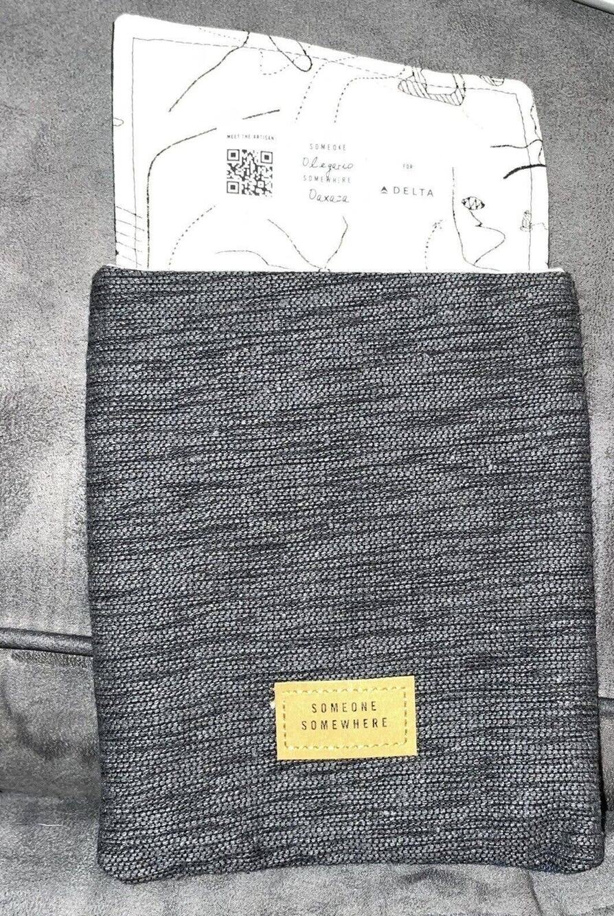 Delta Airlines First Class Amenity Travel Bag Olegario Oaxaca Someone Somewhere